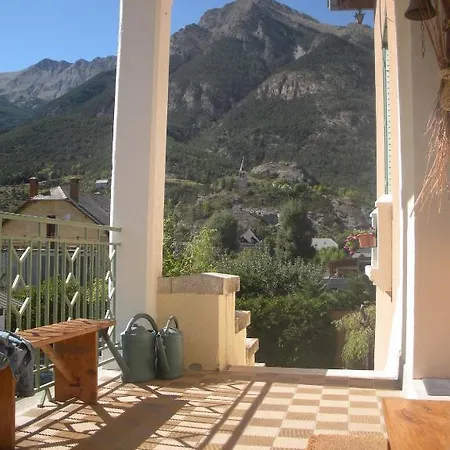 Πανσιόν D'hotes La Mexicaine 3*